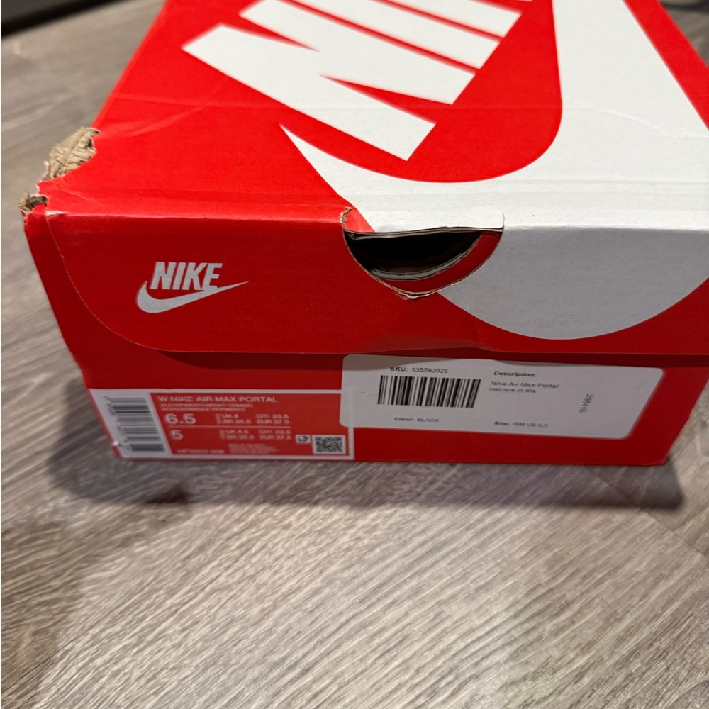 Nike Orange and Black air max portal - Picture 5 of 5